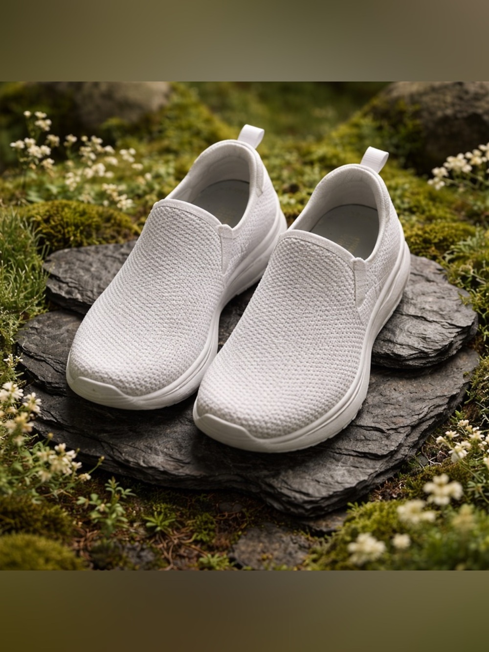 Skechers Slip-On women Walking Shoes - White